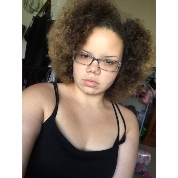 Meet your Posher, Haley - Picture 1 of 1